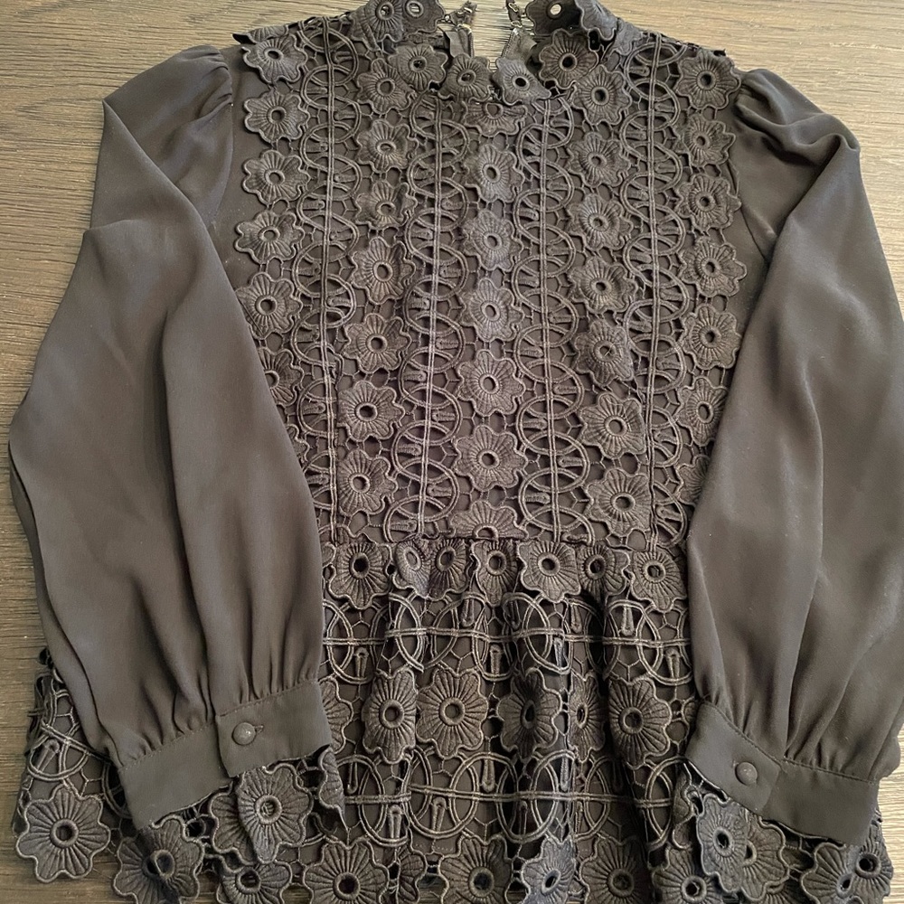 Women’s Blouse